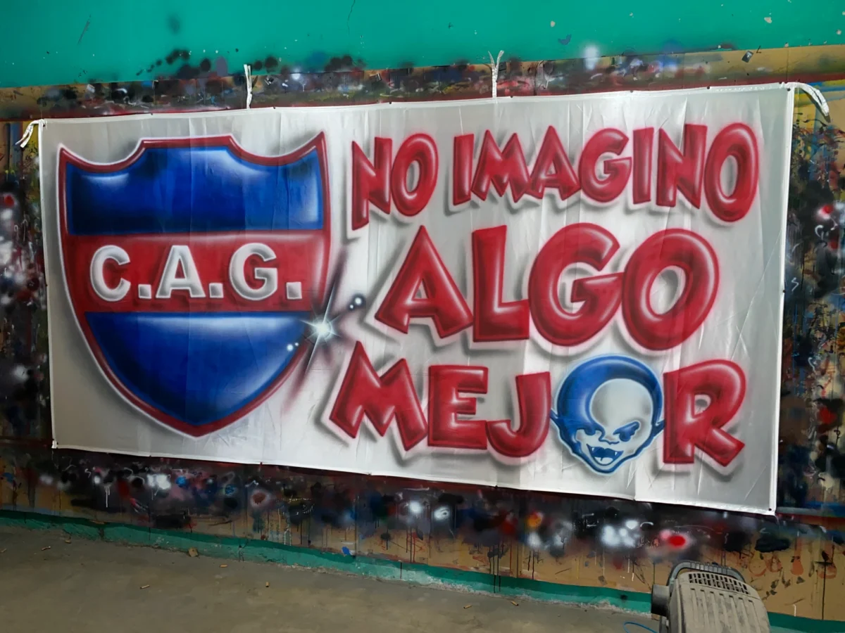 bandera de 3 metros escudo mas frase de guemes de santiago del estero