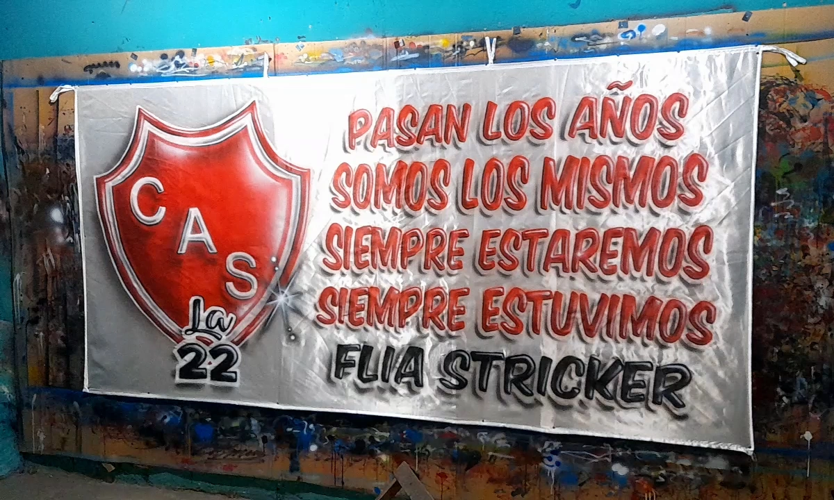 bandera de 3 metros de sarmiento de villa crespo