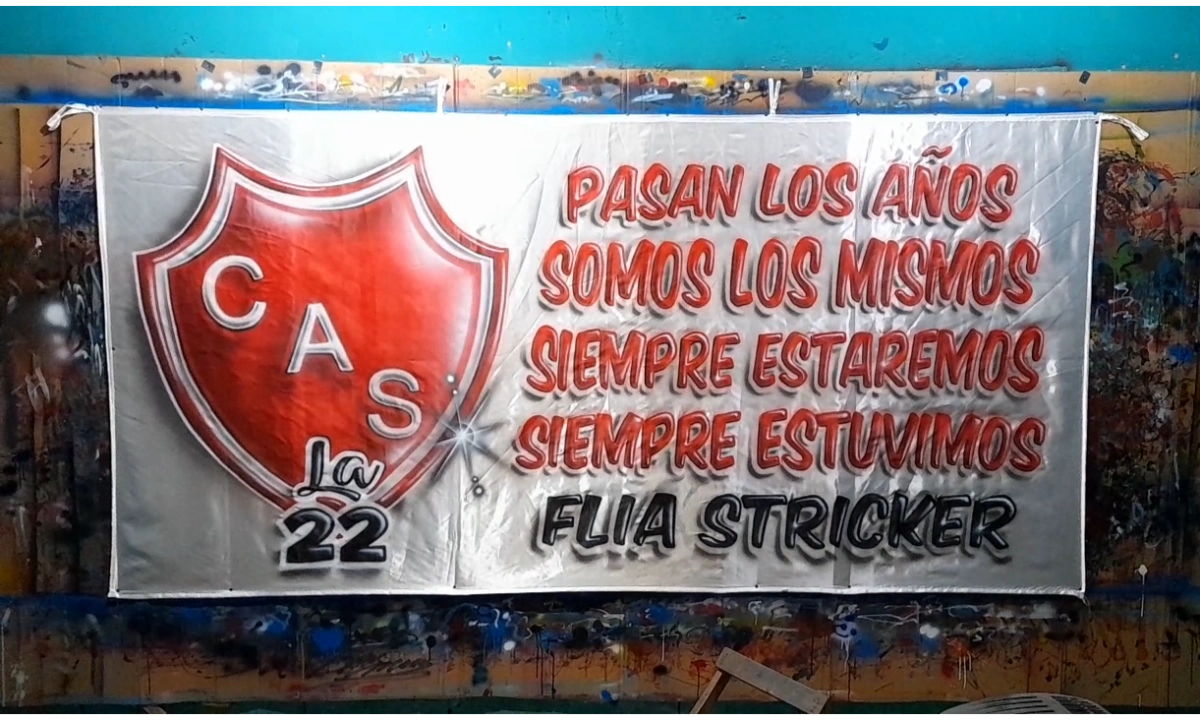 bandera de sarmiento de villa crespo pintada con aerografias